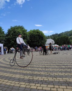Mała Prywatka PRL-u - pokaz rowerów